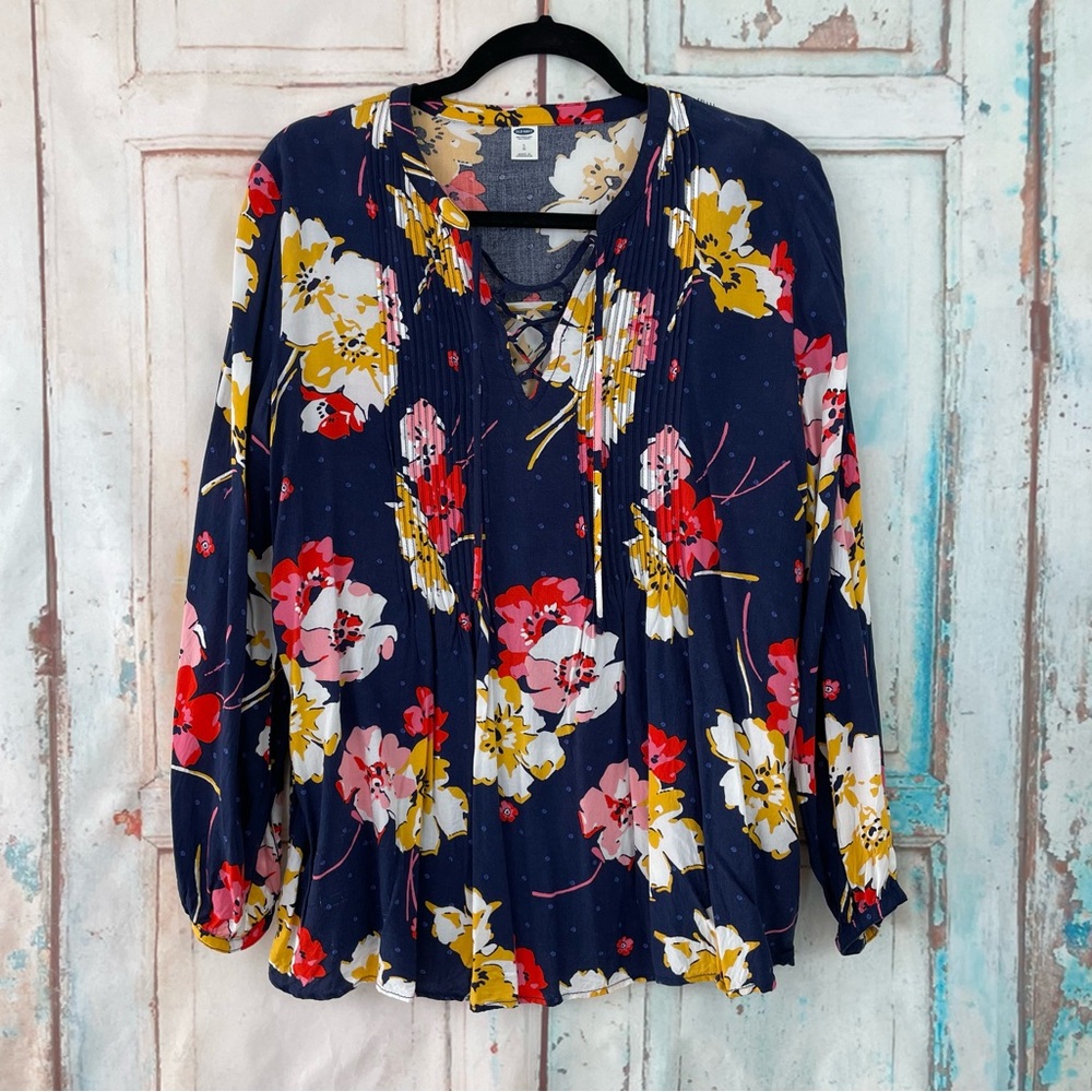 Old Navy Floral Blouse Size Large